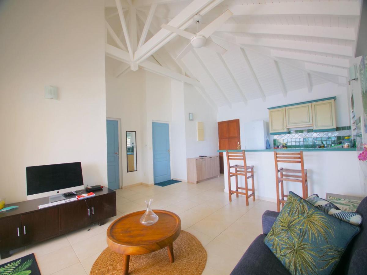 2 Bedroom Apt With Breathtaking View Oyster Pond Kültér fotó